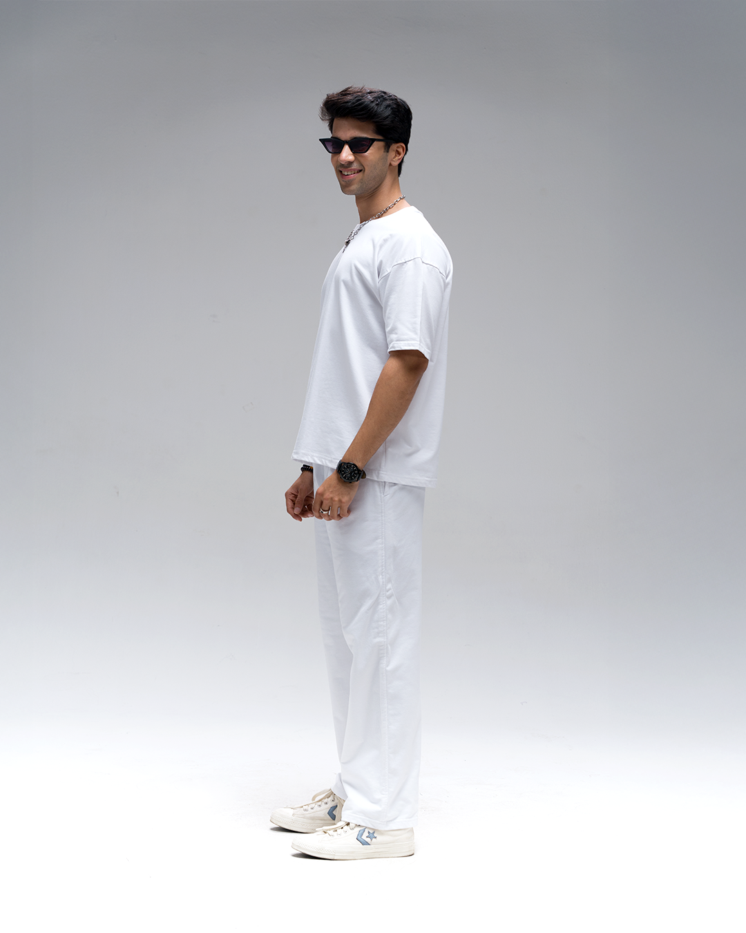 Offtribe Jogger — White