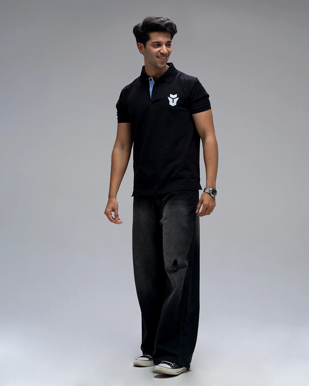 Icon Essential — Black