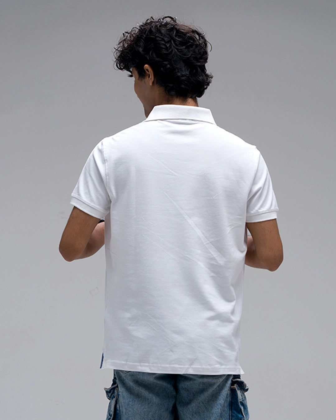 Icon Essential — White